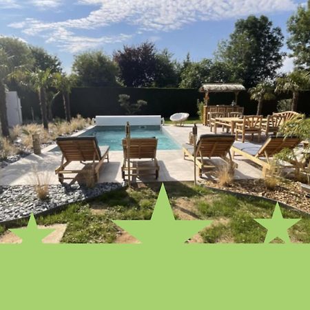 Le Petit Manoir Bed & Breakfast Farceaux ภายนอก รูปภาพ